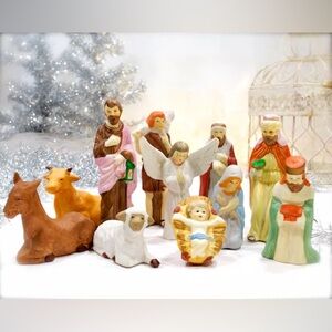 Vintage Nativity Porcelain 11 Pieces